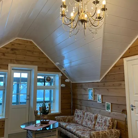 Holiday home Flo *