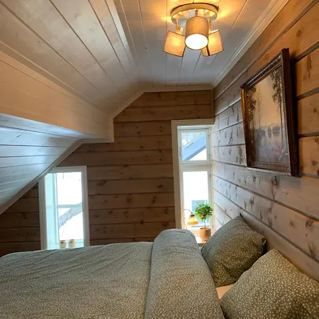 Holiday home Flo