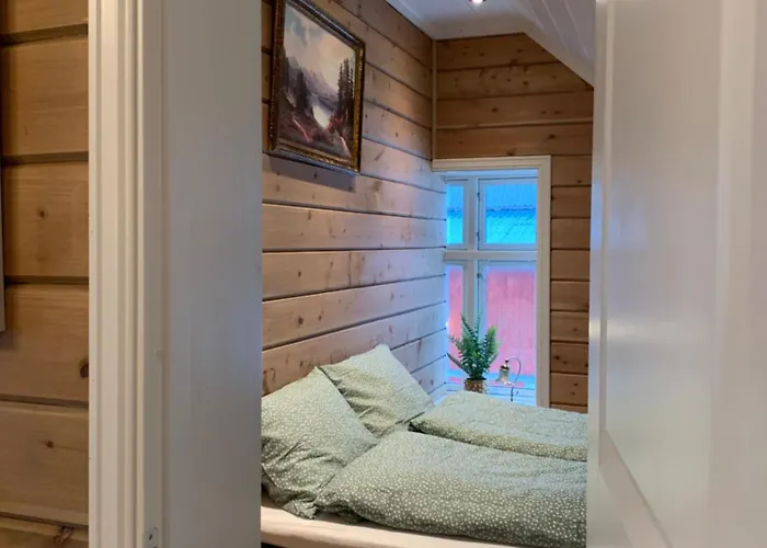 Semesterbostad Flo Stryn